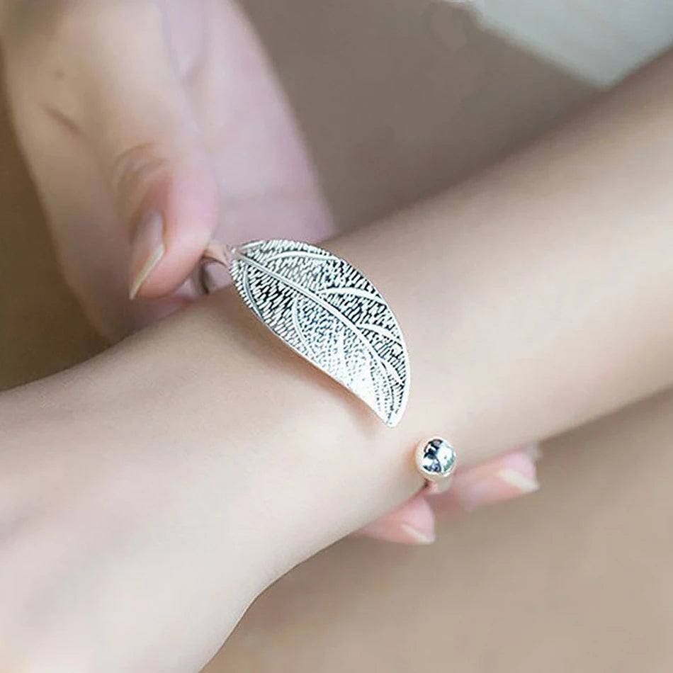 Leaf-Shaped Bracelet – 925 Sterling Silver