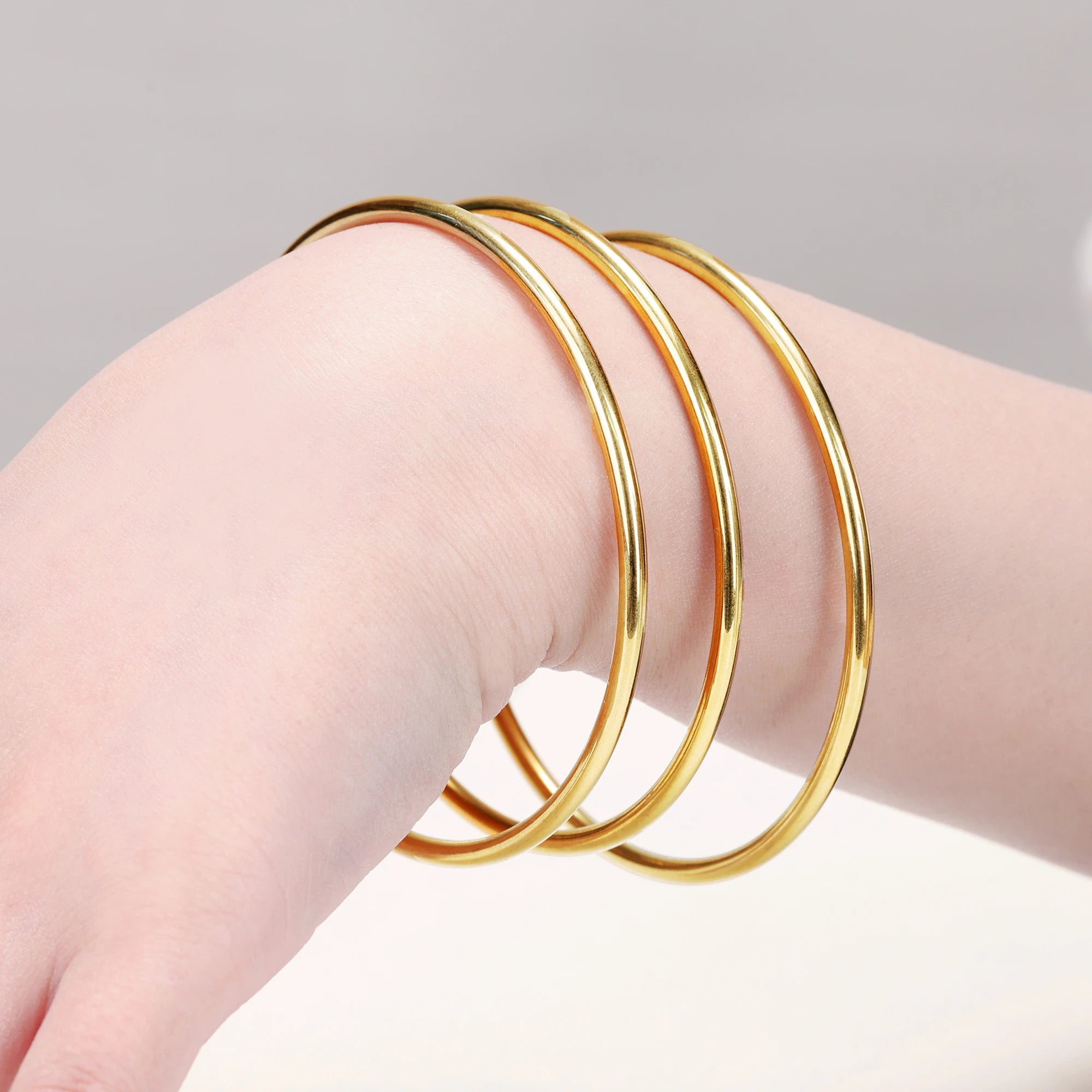 Minimal Gold-Silver Bangle