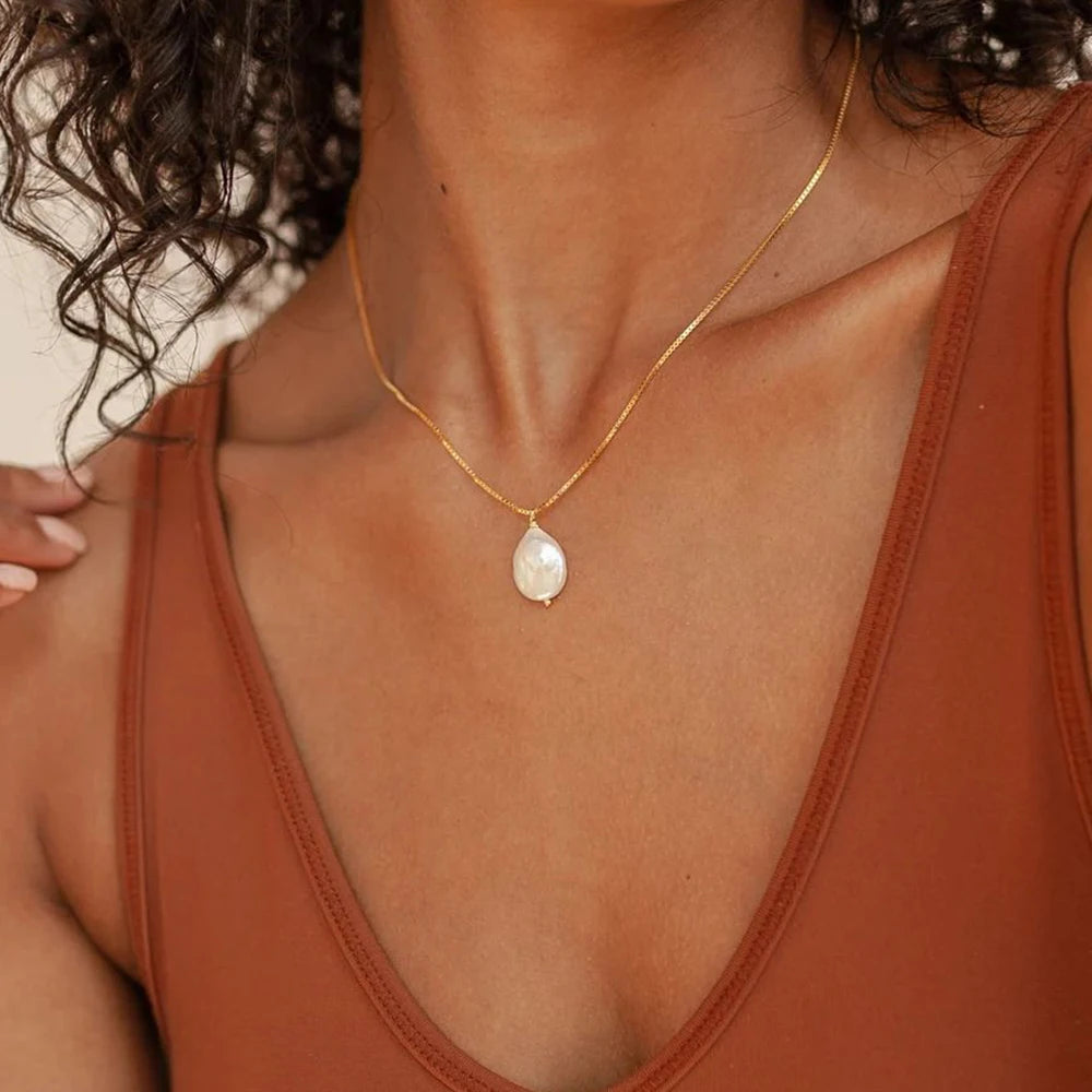 Freshwater Pearl Pendant Necklace