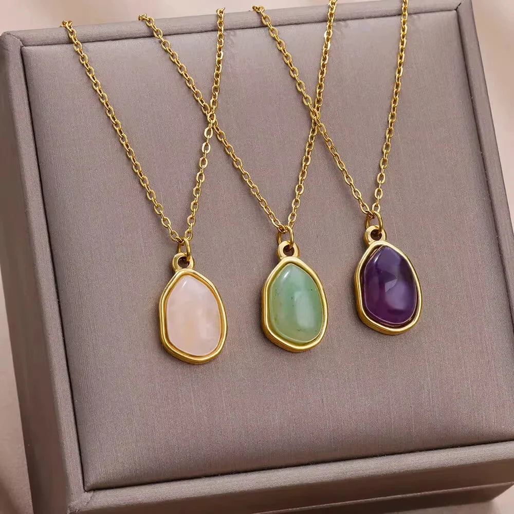 Oval Opal Pendant Necklace – 18k Gold Plated