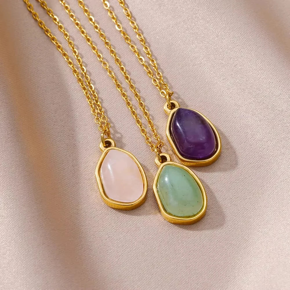 Oval Opal Pendant Necklace – 18k Gold Plated