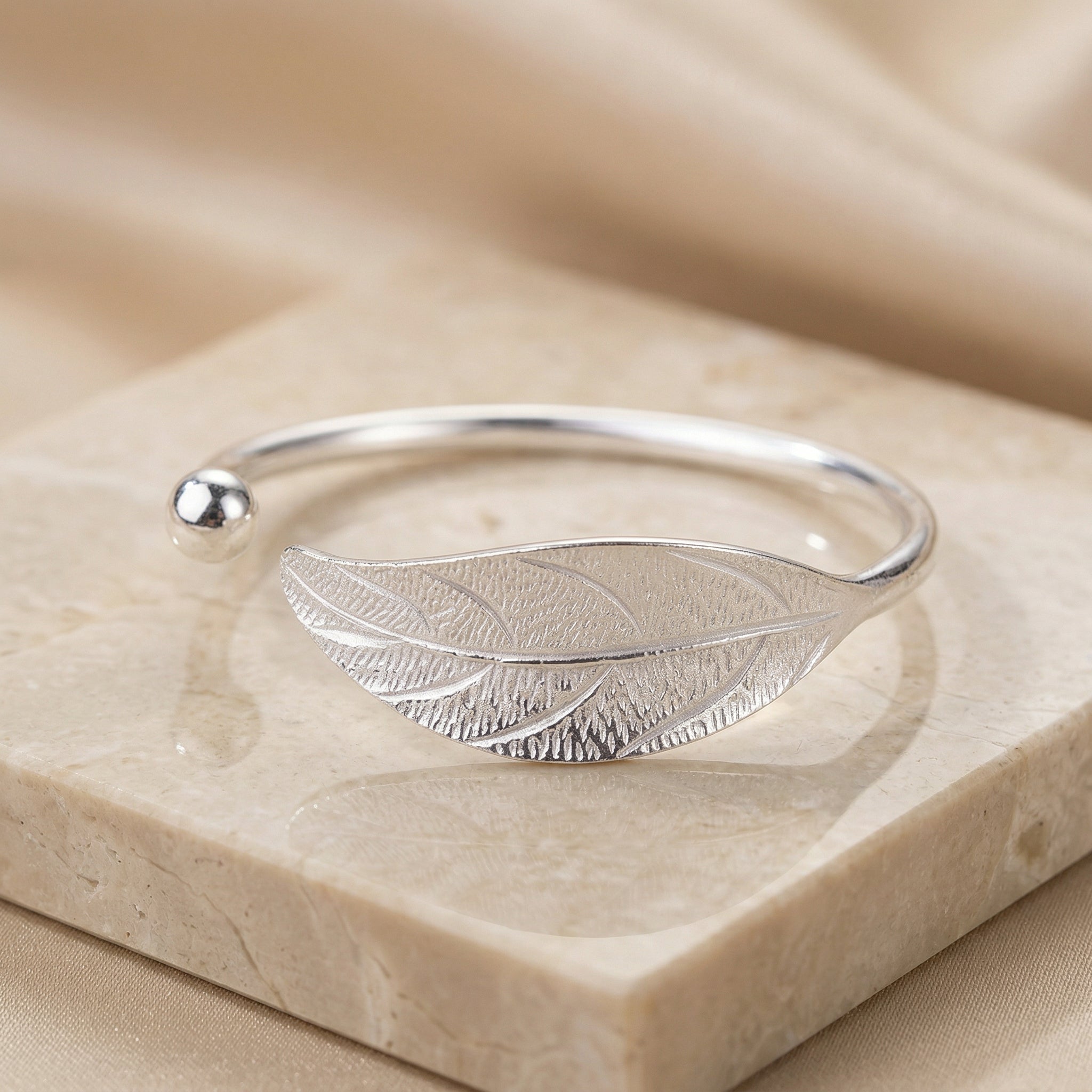 Leaf-Shaped Bracelet – 925 Sterling Silver