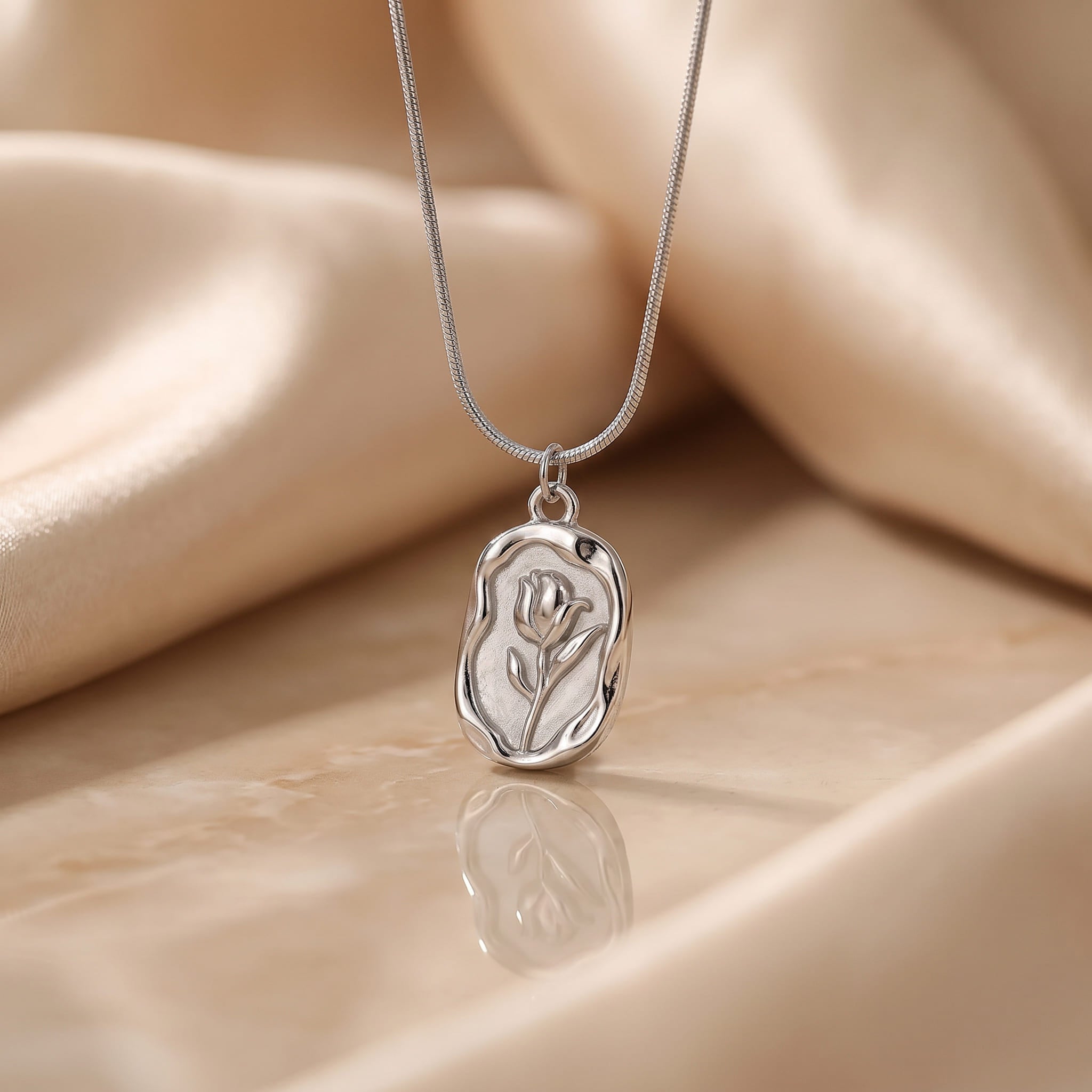 Tulip Pendant Necklace
