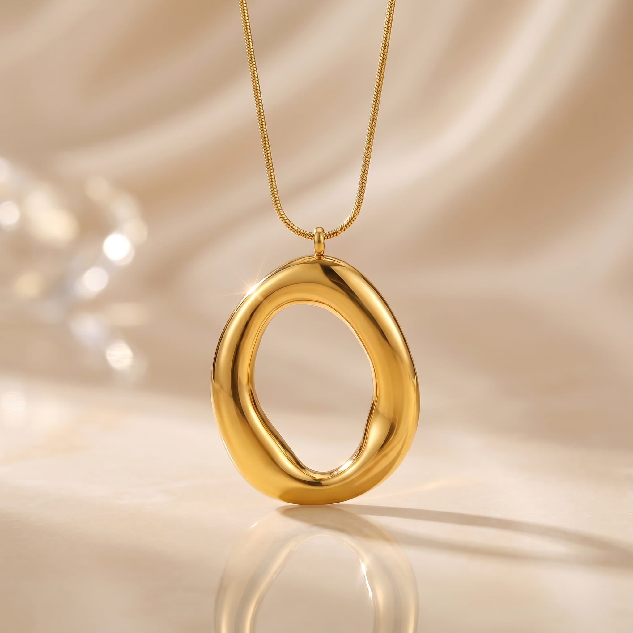 Irregular Pendant Necklace – 18k Gold Plated