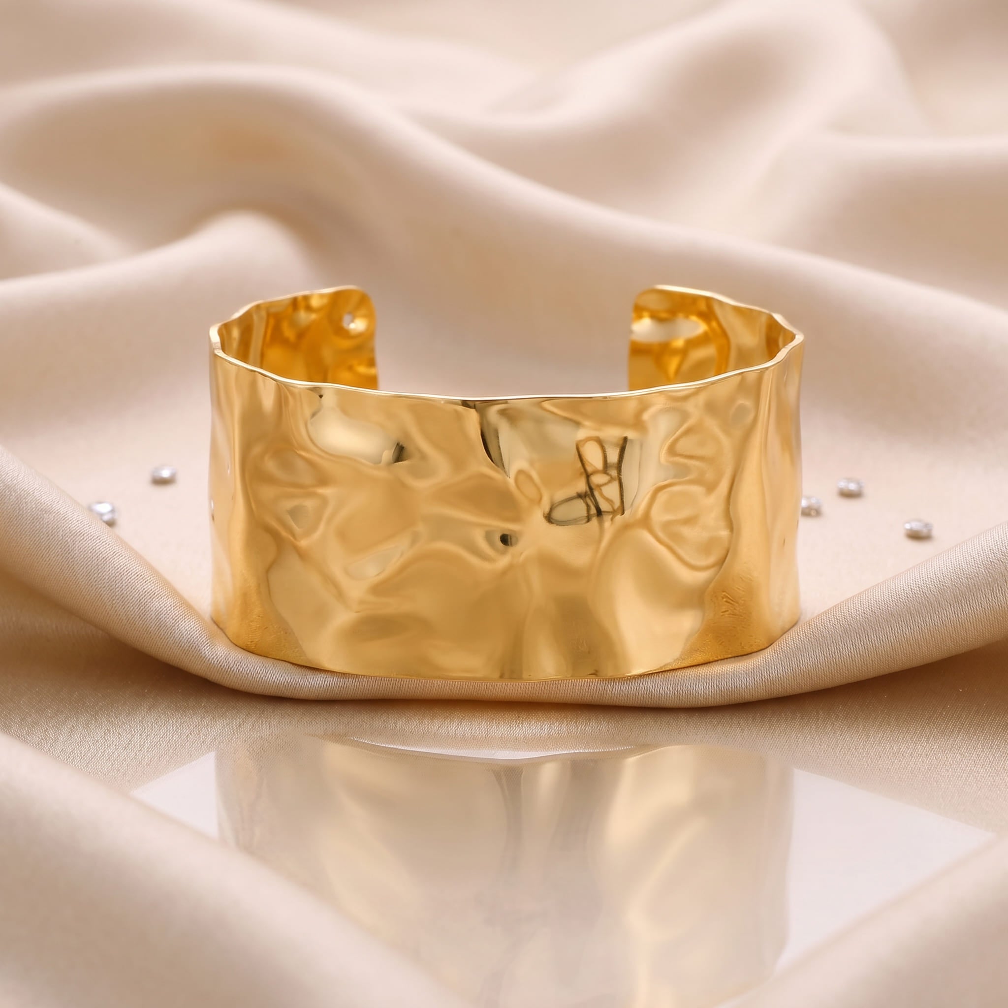 Irregular Cuff Bracelet – 18k Gold Plated